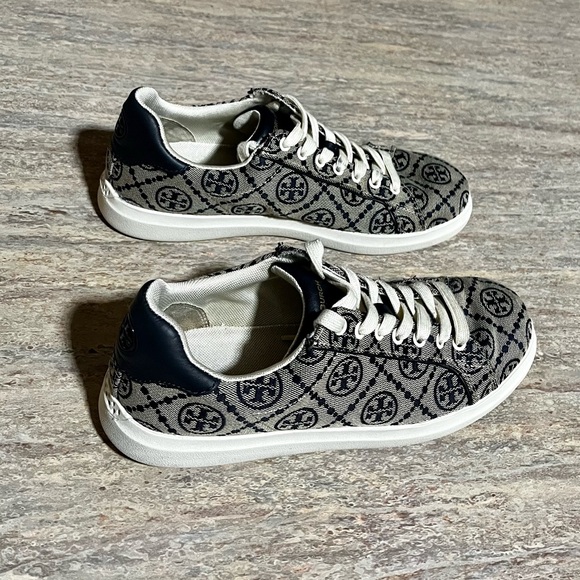Tory Burch Black and White Patterned Sneakers - Picture 10 of 16
